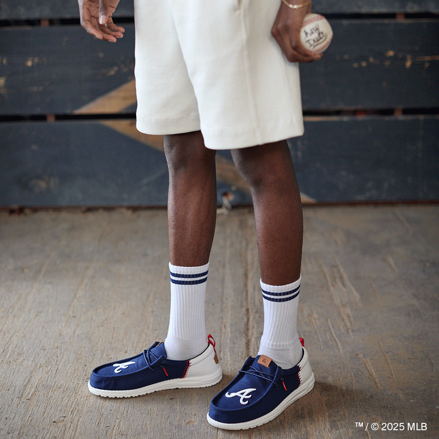 mlb braves™ wally funk braves navy/white mlb braves™ wally funk braves navy/white