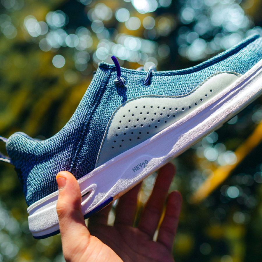 wally hey2o mesh sargasso blue/cloud blue wally hey2o mesh sargasso blue/cloud blue