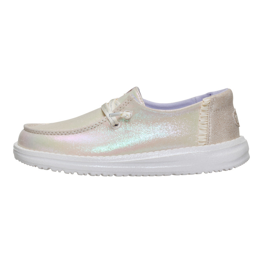import placeholder for wendy youth dazzling iridescent 32596100 import placeholder for wendy youth dazzling iridescent 32596100