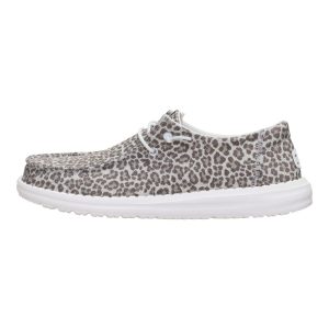 import placeholder for wendy luxe leo white black 32563721