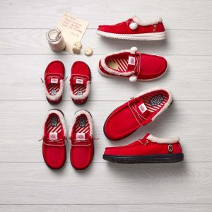 wendy mrs claus red